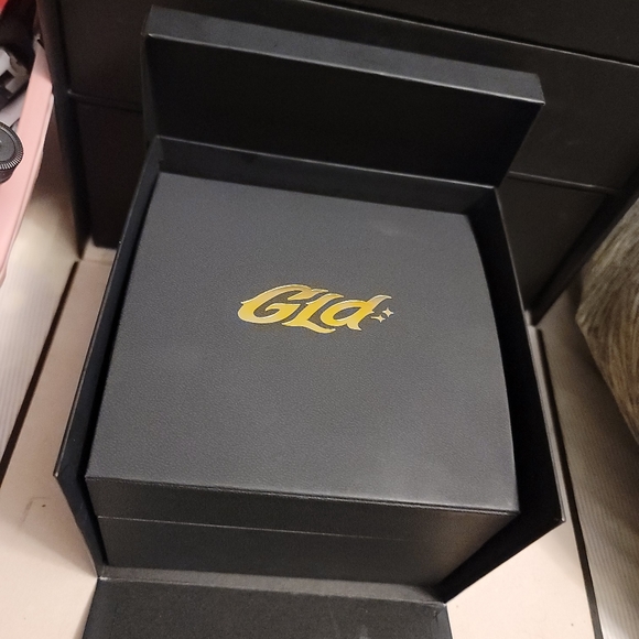 Alpha Era Watch From "SHOP GLD" - Picture 5 of 11